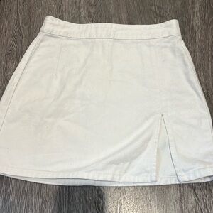 White denim mini skirt xs Lioness